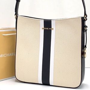 MICHAEL KORS JET SET TRAVEL LARGE MESSENGER CREAM /BLACK TRIM and GOLD HARDWARE